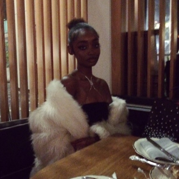 Meet your Posher, Affrata - Picture 6 of 8